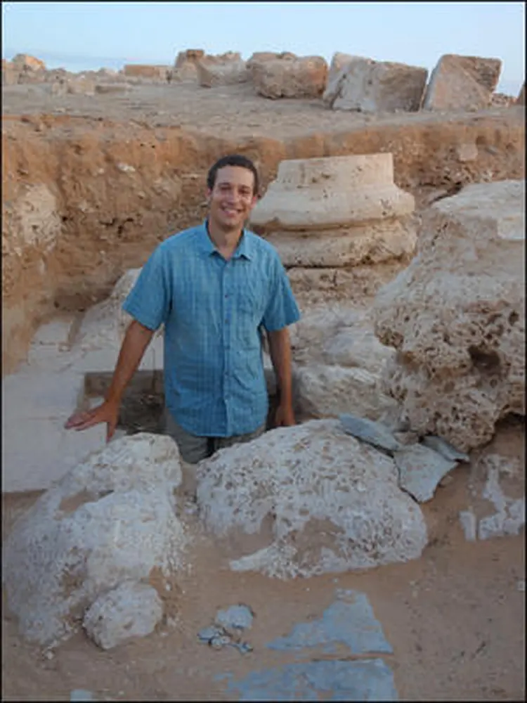 New Classics professor receives grant