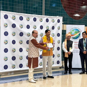 Mithilesh Mishra receives award from International Hindi Association